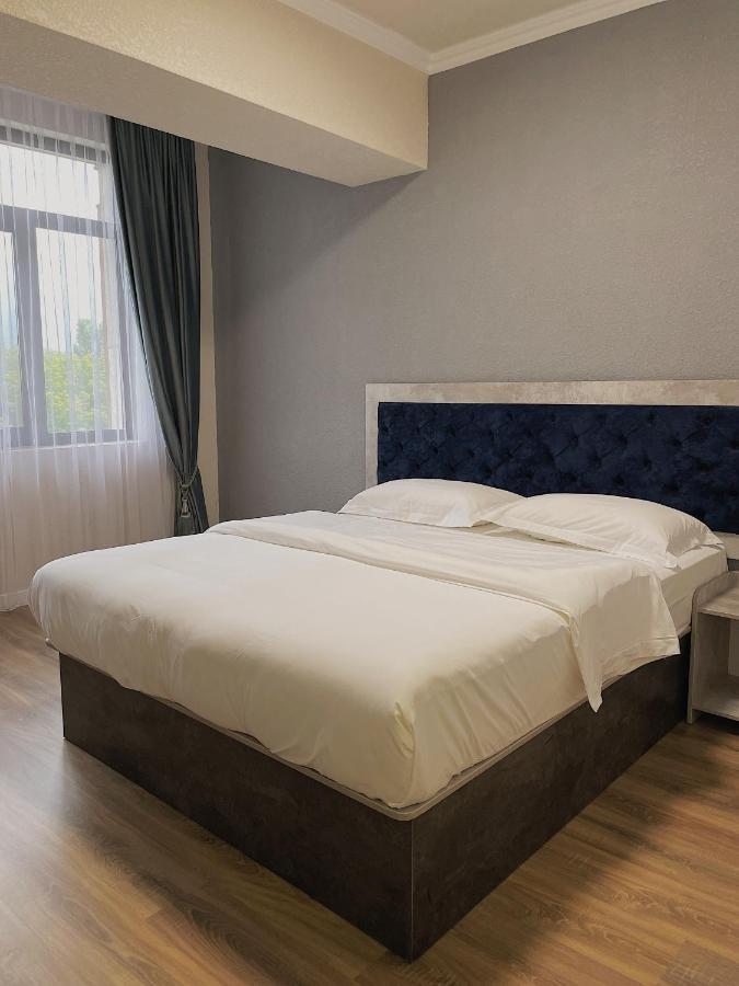 Khan Plaza Αλμάτι Εξωτερικό φωτογραφία